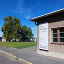 Die neue Speziallager-Ausstellung „(K)ein Ort des Schweigens – (No) Place of Silence“ wird ab 20. September 2025 in der Verwaltungsbaracke auf dem Gelände der Gedenkstätte Buchenwald gezeigt. Gedenkstätte Buchenwald, Foto: Rene Emmendörffer.