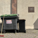 Gedenktafel für die „unschuldigen Opfer des stalinistischen Terrors“ in Weimar, September 2022. Gedenkstätte Buchenwald, Fotografin: Pia Heine.