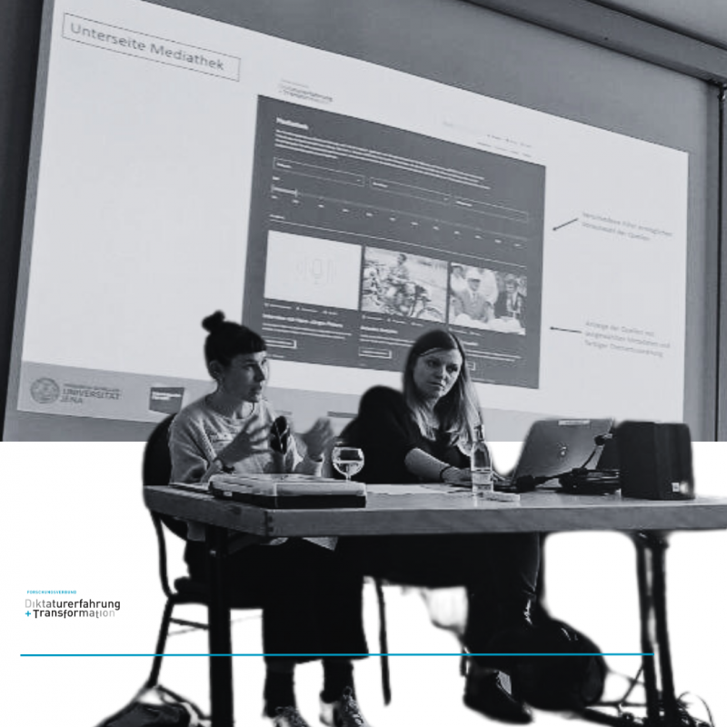 Marie Mohnhaupt und Sarah Kunte (von links nach rechts) stellen die digitale Plattform vor 
