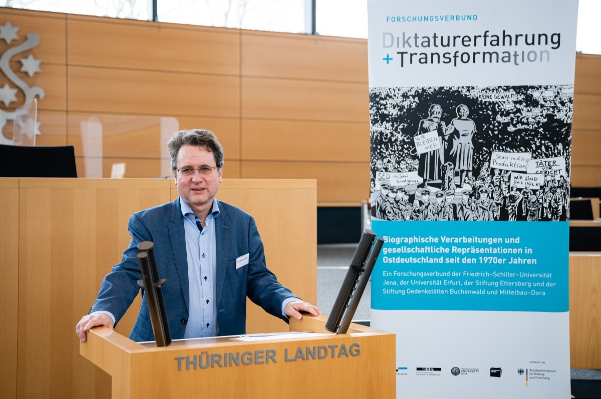 Begrüßung durch Prof. Dr. Jörg Ganzenmüller. Foto: Henry Sowinski